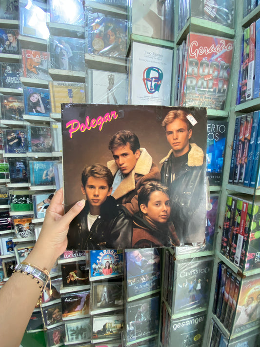 Polegar (1989)