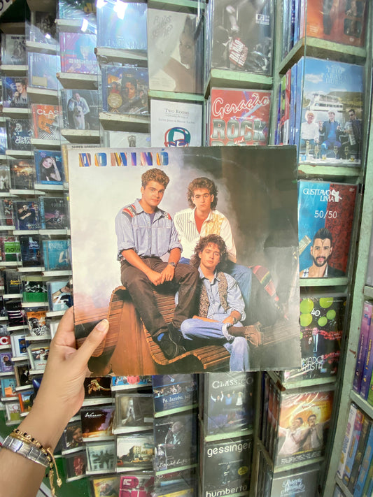 LP Vinil Dominó (1990)